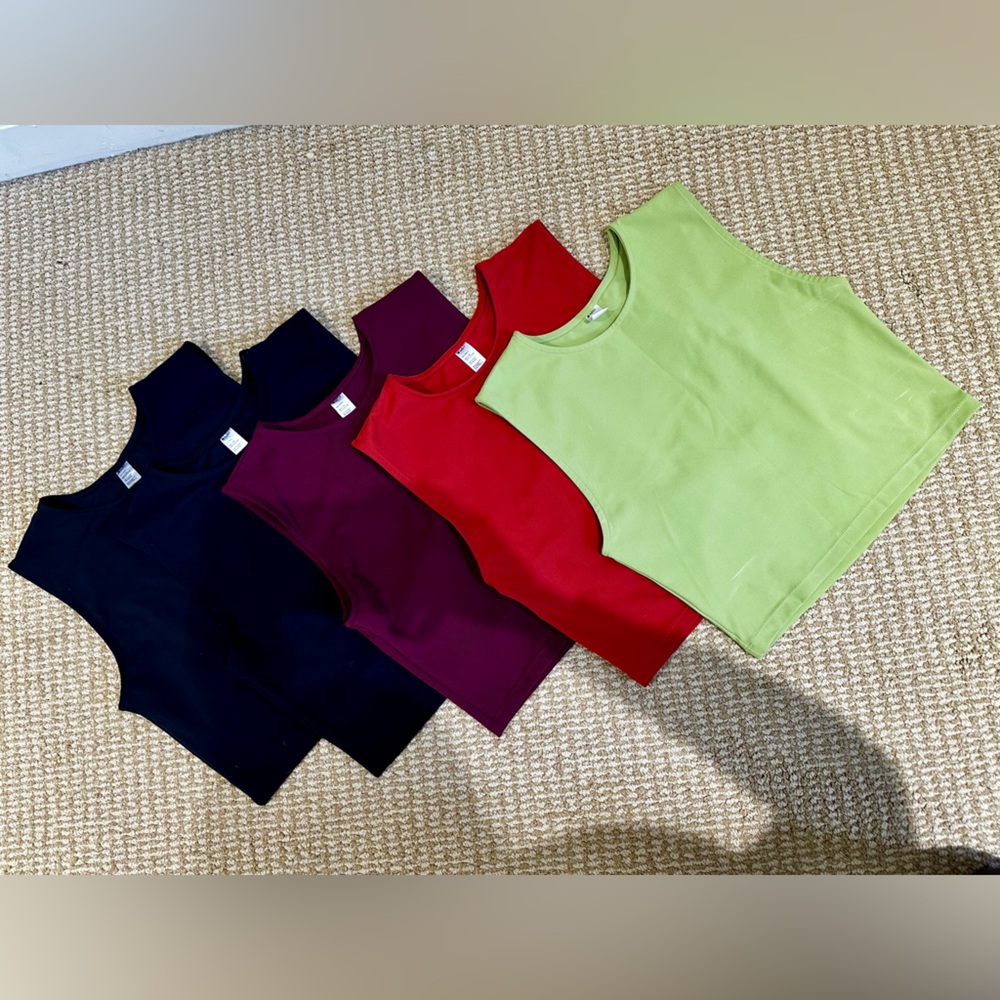 LOT Of FIVE Sculpt Brami Tops: 2 Black/Terra/Pinot/Grass THE NOLI SHOP/NOLI YOGA